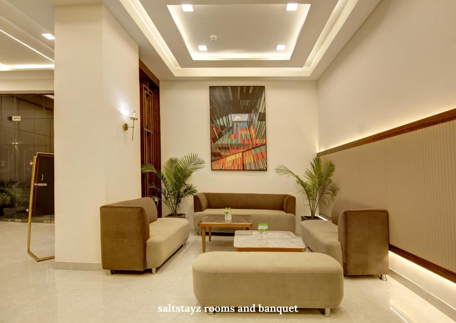 Saltstayz Premier Executive Serviced Apartment - Golf Course Extension Road Гургаон Экстерьер фото